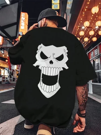 One Piece Men's Skull Face Back Printed Short Sleeve Crew Neck T-shirt