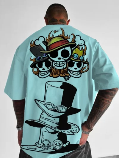 One Piece Men's Three Hats Back Printed Short Sleeve Crew Neck T-shirt