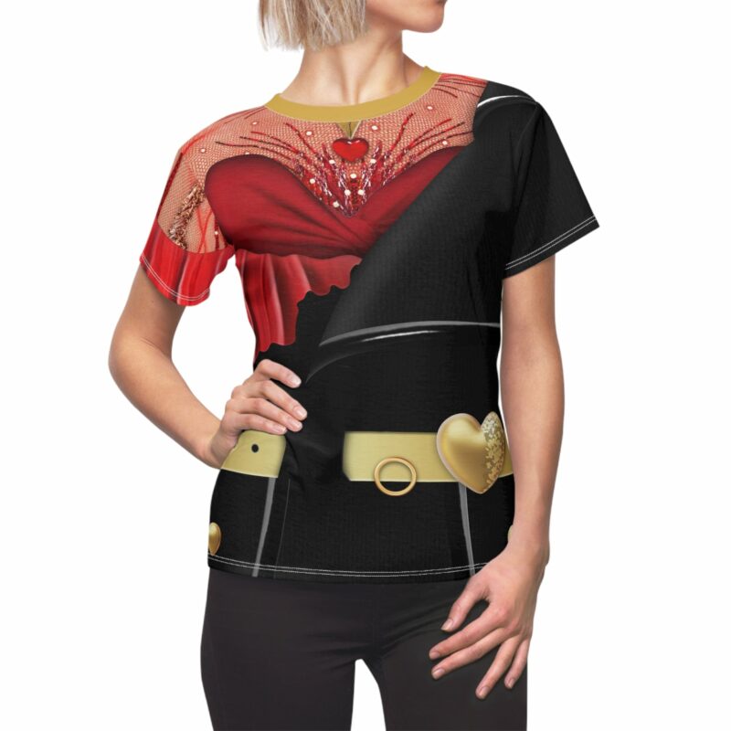 Queen of Hearts Descendants Women's T-shirt, Descendants 4 The Rise Of Red Costume, Halloween Costume